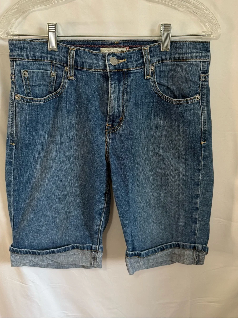 Levi's Y2K Women’s Blue Denim Rolled-Cuff Bermuda Jean Shorts SZ 4